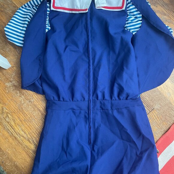 EUC Stranger Things Scoops Ahoy Robin Costume see description - Picture 4 of 4